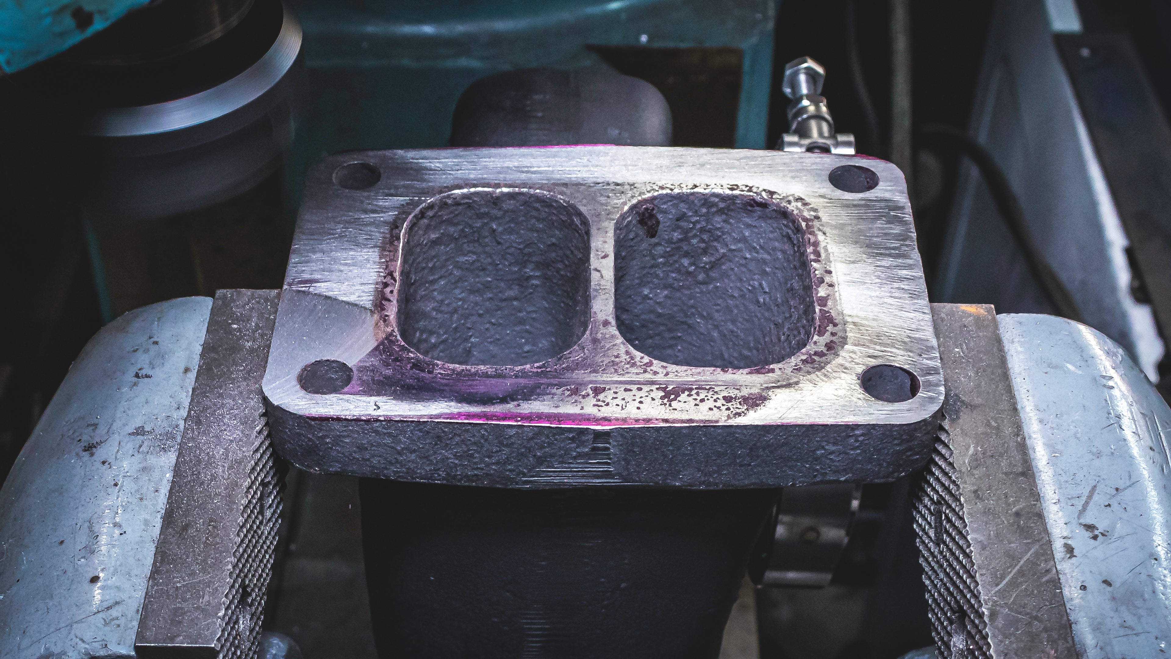 Turbine housing flange resurfacing